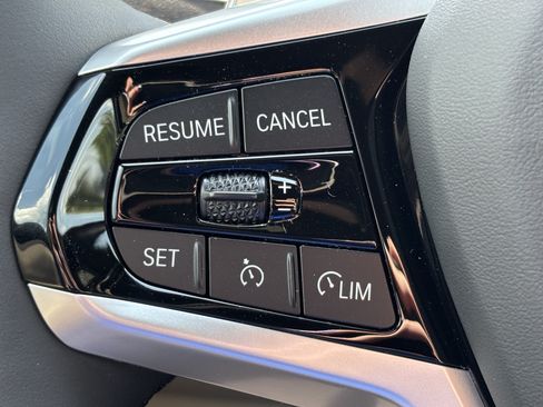 New 2026 BMW 330i Sedan w/ Premium Package RWD image 20