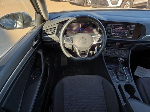 Used 2024 Volkswagen Jetta S image 10