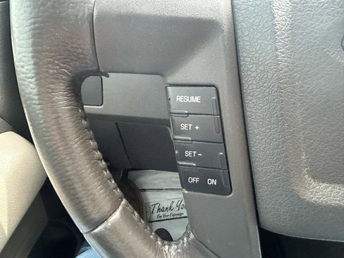 Used 2010 Ford F150 Lariat AWD/4WD image 17