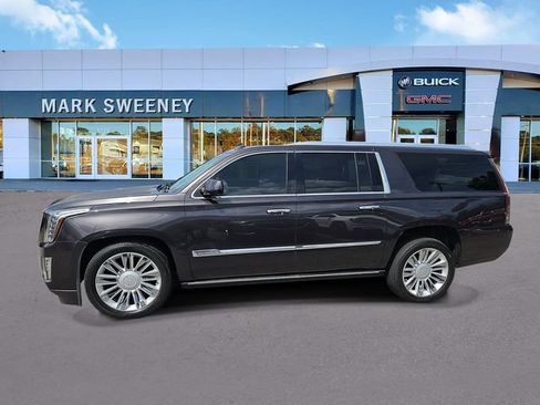 Used 2015 Cadillac Escalade ESV Premium AWD/4WD image 31