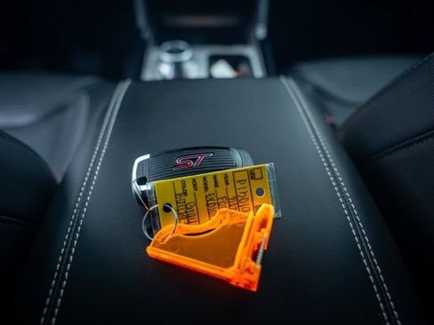 Used 2022 Ford Explorer ST w/ ST Street Pack image 28