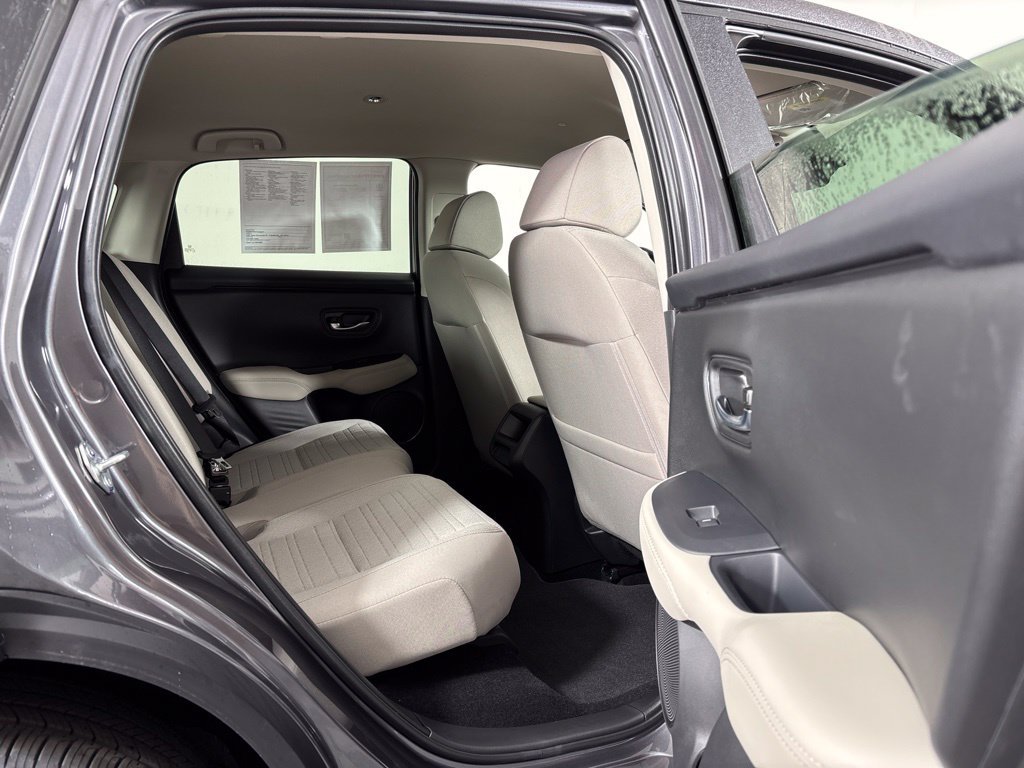 Used 2027 Honda HR-V LX image 18