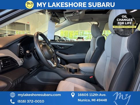 Certified 2025 Subaru Outback Premium AWD/4WD image 13