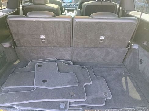 Used 2022 Mercedes-Benz GLS 450 4MATIC image 21