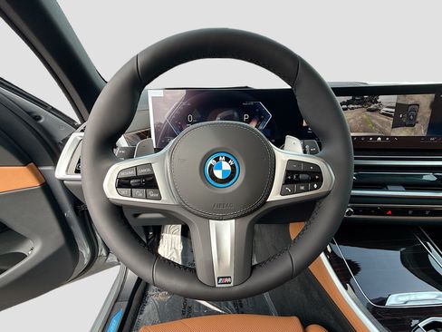 New 2026 BMW X5 xDrive50e w/ M Sport Package AWD/4WD image 41