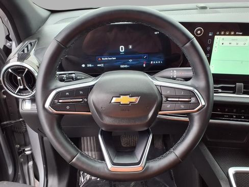 Used 2025 Chevrolet Equinox LT image 12