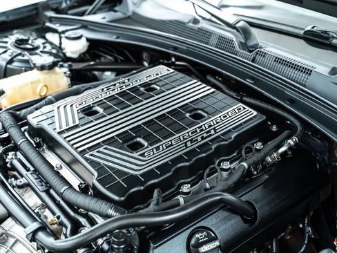 Used 2017 Chevrolet Camaro ZL1 RWD image 36