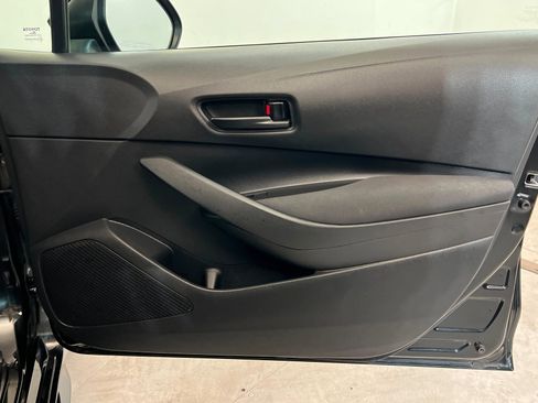 Used 2022 Toyota Corolla LE image 23