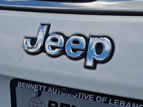 Used 2025 Jeep Compass Limited AWD/4WD image 31