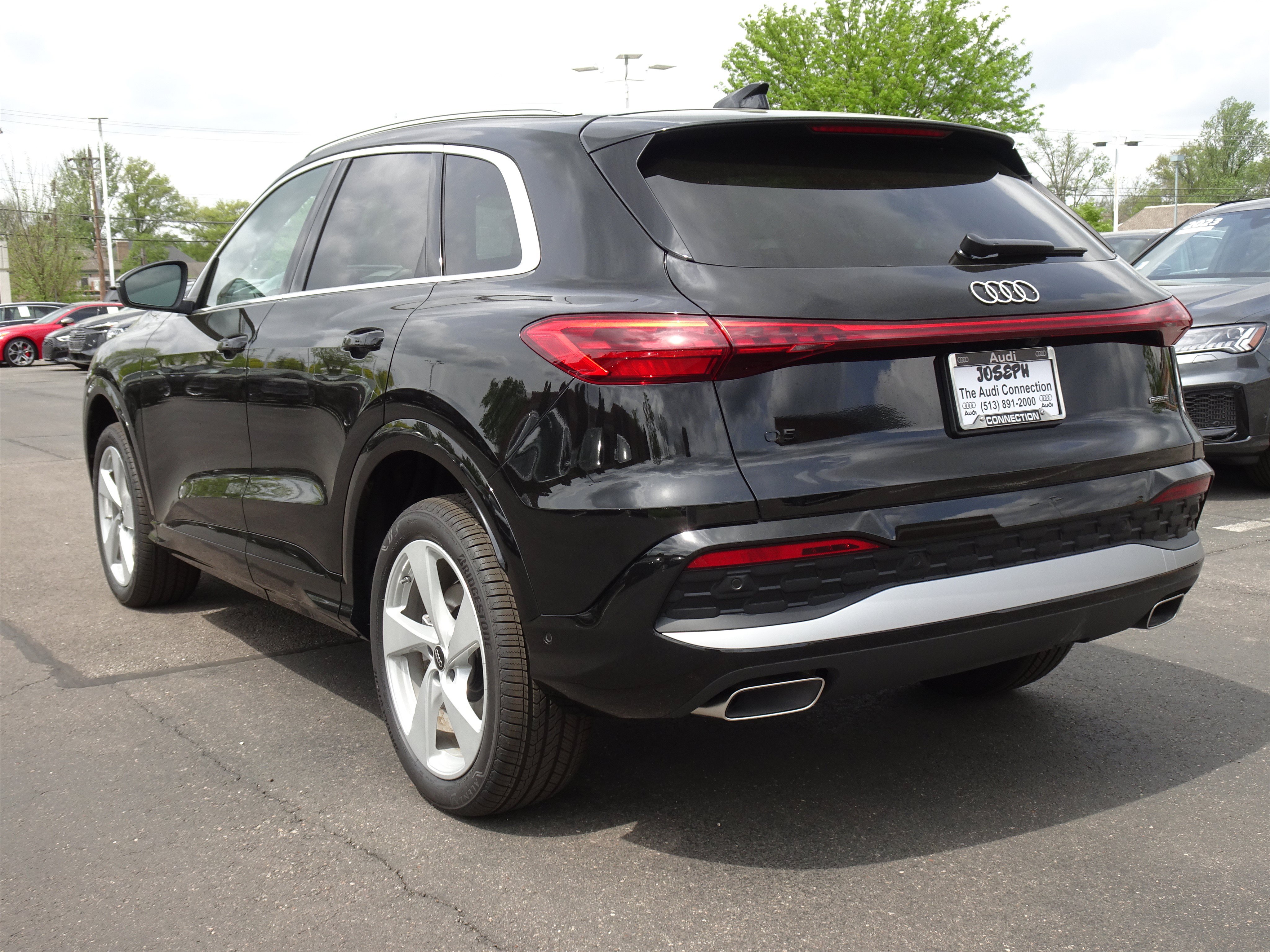 New 2026 Audi Q5 Premium Plus w/ Premium Plus AWD/4WD image 3