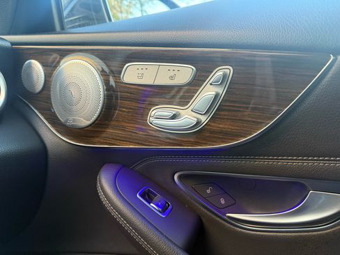 Used 2019 Mercedes-Benz C 300 4MATIC Cabriolet image 33