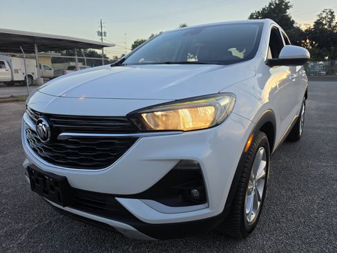 Used 2020 Buick Encore GX Preferred w/ Cold Weather Comfort Package FWD image 3
