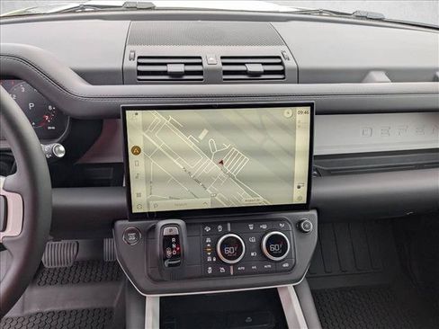 New 2026 Land Rover Defender 110 X-Dynamic SE AWD/4WD image 12