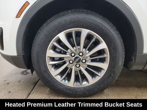 Used 2020 Lincoln Nautilus FWD w/ Equipment Group 101A image 15