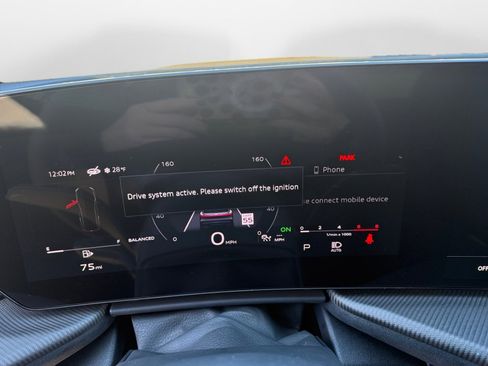 New 2025 Audi SQ5 Prestige image 11