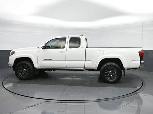 Used 2021 Toyota Tacoma SR5 image 4