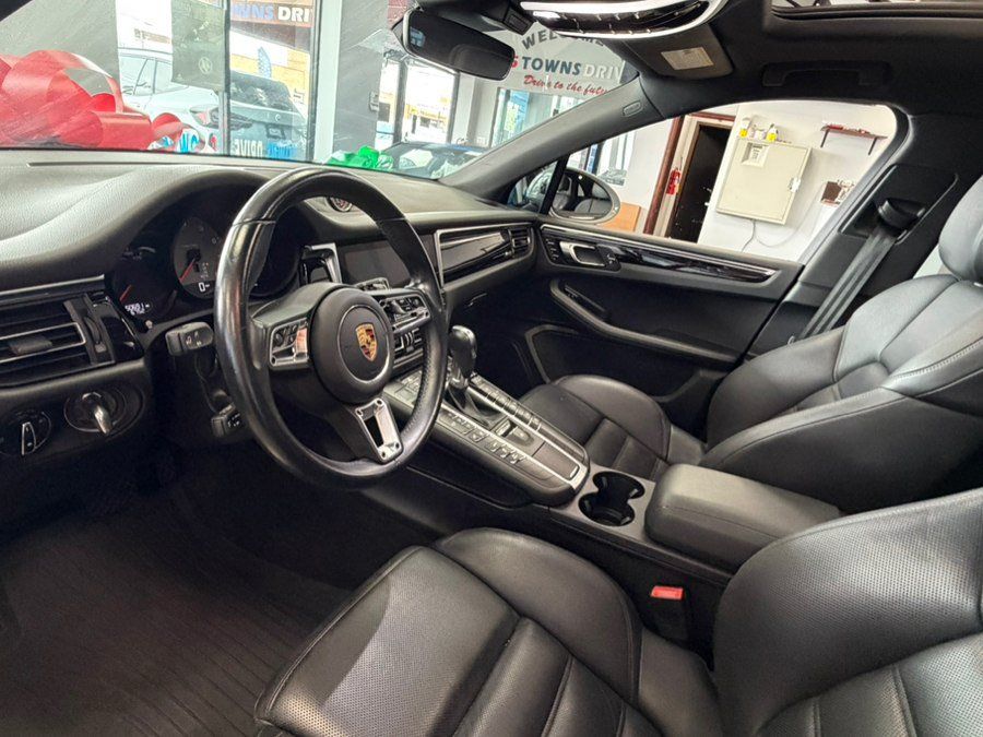 Used 2021 Porsche Macan S AWD/4WD image 52