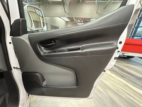 Used 2021 Nissan NV200 SV w/ Back Door Glass Package image 31