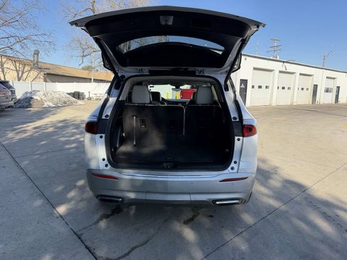 Used 2022 Buick Enclave Premium w/ Surround and Sites Package image 34