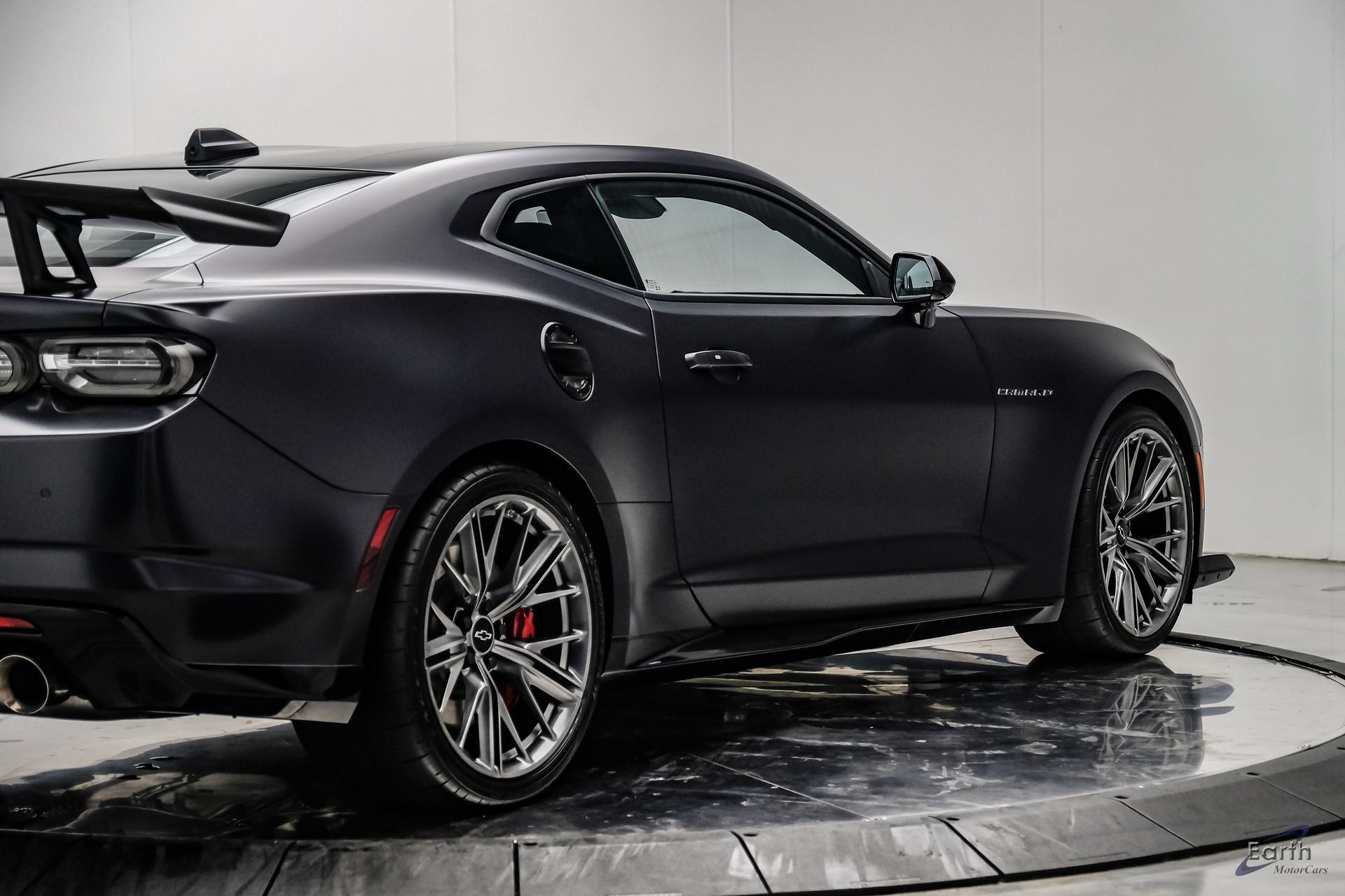 Used 2024 Chevrolet Camaro ZL1 RWD image 26