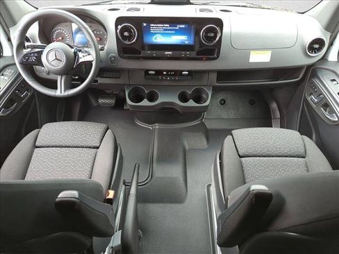 New 2026 Mercedes-Benz Sprinter 2500 image 14