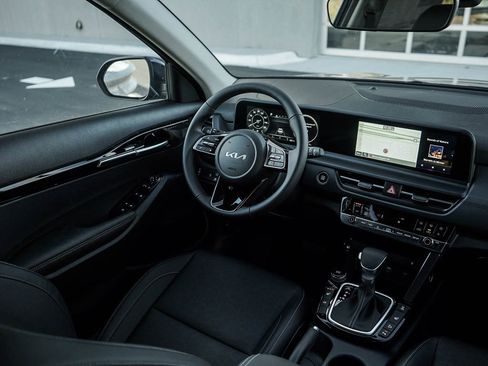 New 2026 Kia Seltos EX image 15