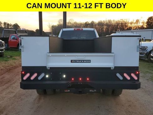 New 2025 RAM 4500 Tradesman image 5