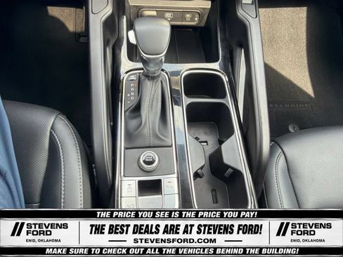 Used 2025 Kia Telluride S FWD image 25