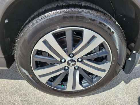 Used 2025 Mitsubishi Outlander Sport ES AWD/4WD image 29