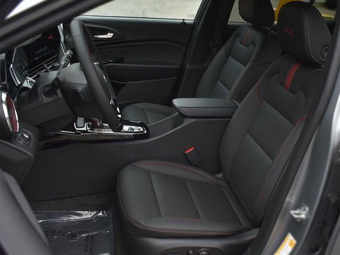 New 2026 Chevrolet Trax RS image 9