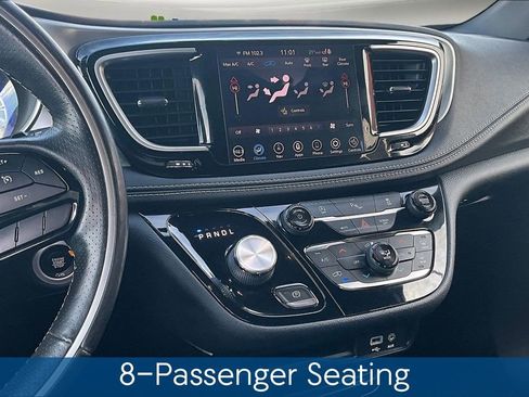 Used 2020 Chrysler Pacifica Limited w/ S Appearance Package image 11