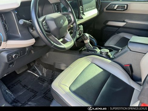 Used 2022 Ford Bronco Wildtrak AWD/4WD image 7