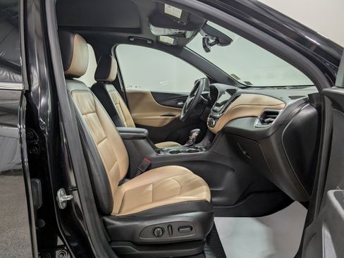 Used 2022 Chevrolet Equinox Premier AWD/4WD image 18