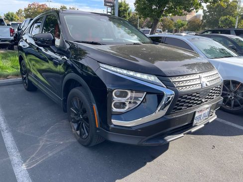 Used 2023 Mitsubishi Eclipse Cross LE AWD/4WD image 1