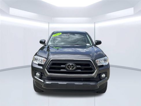 Used 2023 Toyota Tacoma SR5 RWD image 2
