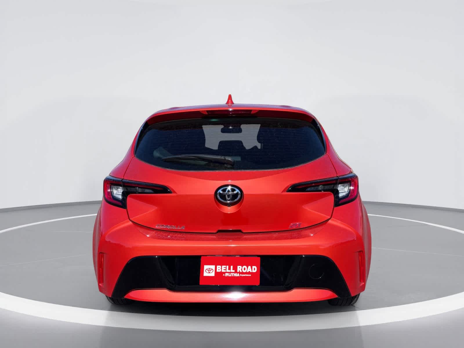Used 2024 Toyota Corolla SE FWD image 8