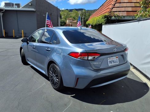 Certified 2021 Toyota Corolla LE w/ Carpet Mat Package (TMS) FWD image 6