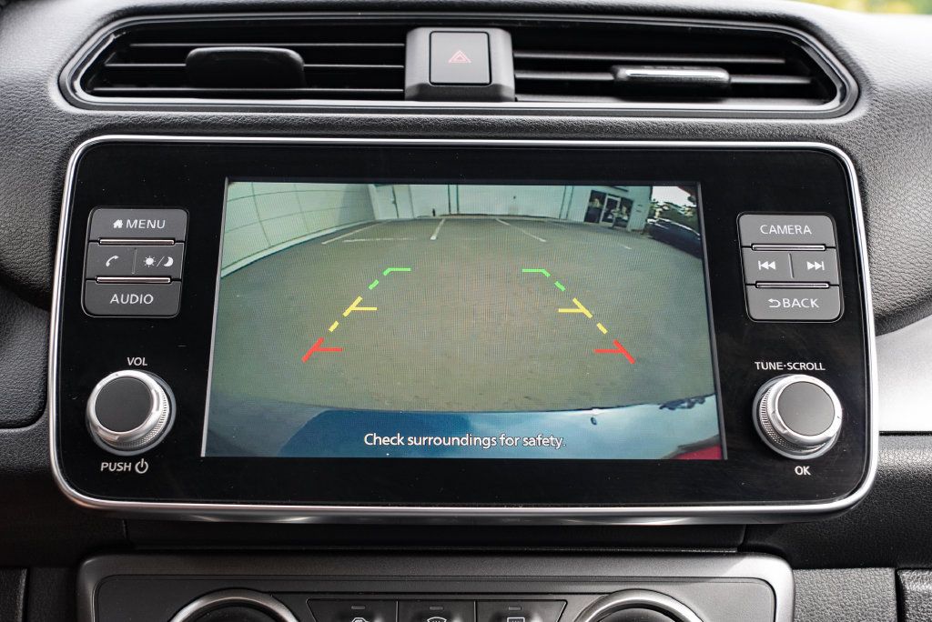 Used 2025 Nissan Leaf S FWD image 17