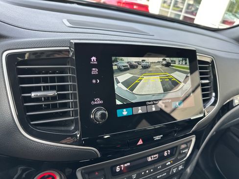Used 2023 Honda Passport Elite image 18
