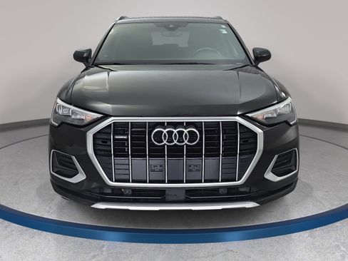 Used 2020 Audi Q3 2.0T Premium AWD/4WD image 2