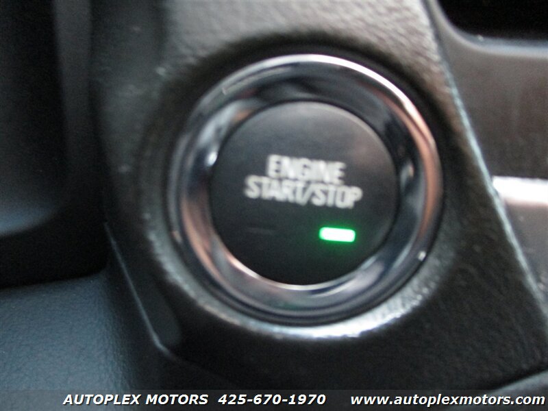 Used 2018 Chevrolet Suburban Premier AWD/4WD image 27