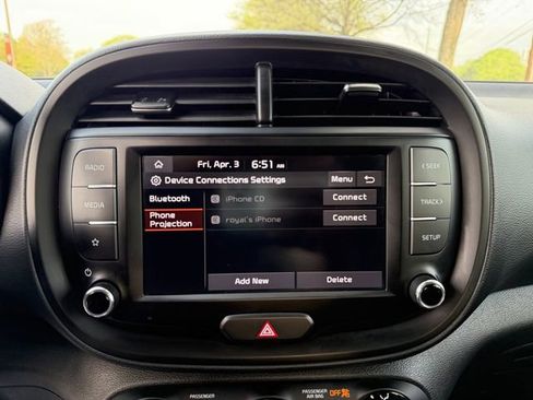 Certified 2024 Kia Soul LX w/ Option Group 015 FWD image 16
