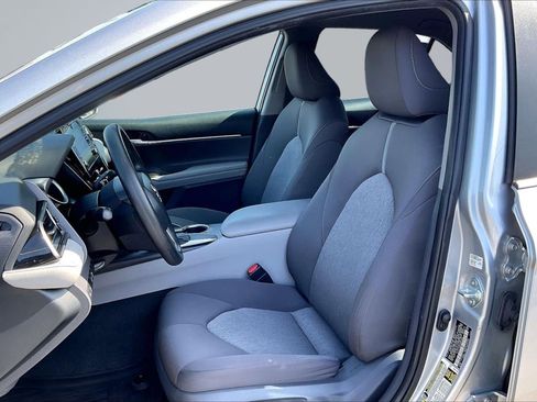 Used 2021 Toyota Camry LE FWD image 25