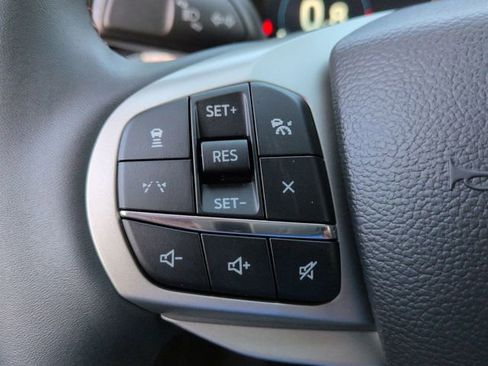 New 2026 Ford Explorer Active RWD image 24