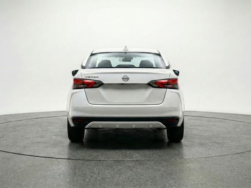 Used 2025 Nissan Versa SV FWD image 7