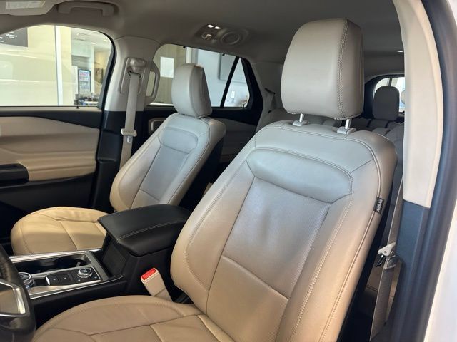 Used 2020 Ford Explorer Limited w/ Class III Trailer Tow Package AWD/4WD image 14