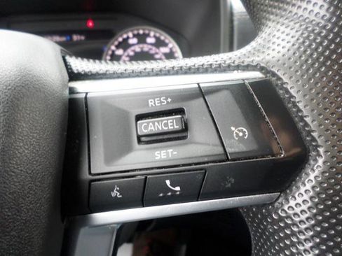 Used 2022 Mitsubishi Outlander ES image 24