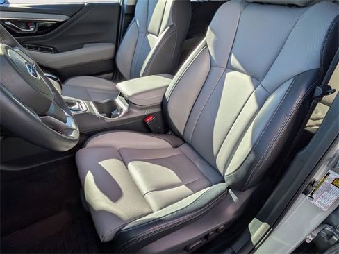 Certified 2025 Subaru Outback Limited image 29