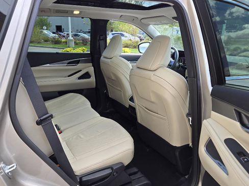 Certified 2023 INFINITI QX60 Luxe w/ Vision Package AWD/4WD image 20