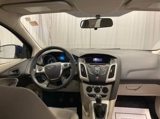 Used 2012 Ford Focus SE video 2